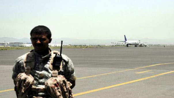 &laquo;ترانزيت&raquo; إجباري في مطار بيشه: الرياض تتعمد إذلال اليمنيين