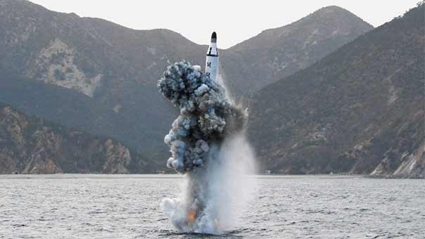 بيونغ يانغ ترد على مناورات سيول وواشنطن بصاروخ بالستي.. وطوكيو وبكين تنددان بشدة