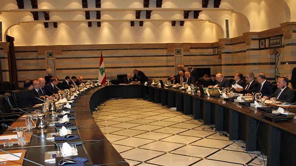 الحكومة تنعقد وتصدر قراراتها بغياب &rsquo;التيار&rsquo; و&rsquo;الطاشناق&rsquo; وانسحاب فرعون: أسئلة حول الميثاقية وترقب لموقف الرابية