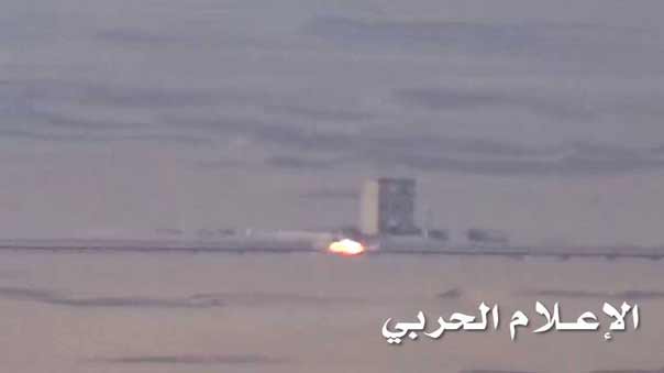  الجيش اليمني يستهدف بصواريخ &rsquo;زلزال1&rsquo; و&rsquo;اوراغان&rsquo; تجمعات العدوان السعودي في ميدي وجيزان ونجران