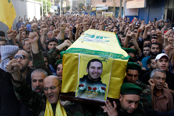 حزب الله يشيّع الشهيدين خضر صفا ومحمد نصرالدين في الغبيري وبزيون الجبيلية