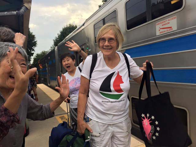 سفينتان تنطلقان من برشلونة لكسر الحصار الصهيوني عن غزة