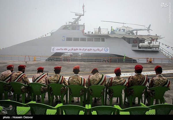 بالصور والفيديو .. تعرف على ميزات الزورق العسكري الإيراني &rsquo;ناظري&rsquo; بقدراته المتطورة
