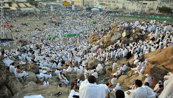 اعتقال 9 بحرينيين أثناء أدائهم مناسك الحج في السعودية