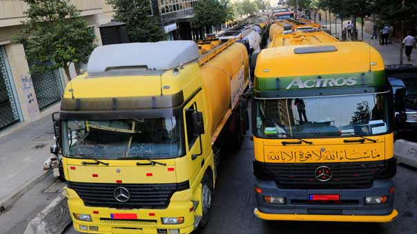 اعتصام لاتحادات النقل البري احتجاجا على صفقة المعاينة الميكانيكية