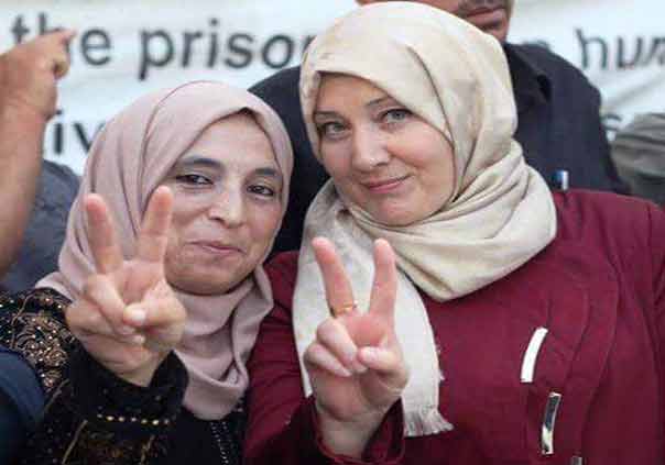 شارفوا على الشهادة .. الشقيقان &rsquo;البلبول&rsquo; ورفيقهما &rsquo;القاضي&rsquo; يفرضون إرادتهم على السجان وينتزعون حريتهم