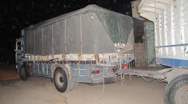 بالصور.. دخول قافلة مساعدات انسانية الى مضايا والزبداني بالتزامن مع دخول قافلة مماثلة الى الفوعة وكفريا