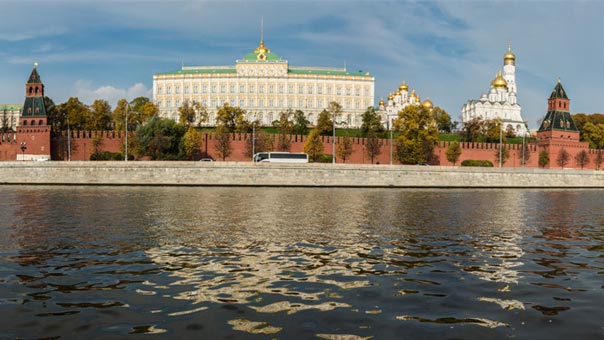 موسكو: العسكريون الأمريكيون لا يصغون لأوباما ويطرحون شروطًا إضافية في اتفاق الهدنة