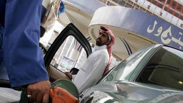 الكويت: المحكمة الإدارية تلغي قرار الحكومة برفع أسعار البنزين