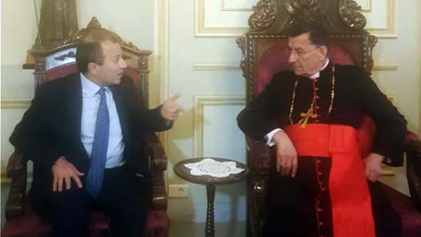 باسيل من بكركي: لا نقبل بأي &rsquo;أمر شرطي&rsquo; لانتخاب الرئيس