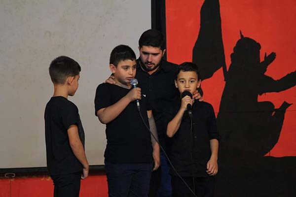 أطفال الجنوب يواسون أطفال الامام الحسين (ع)