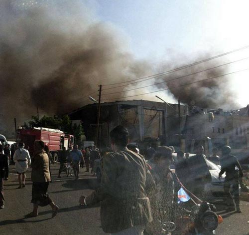 مئات الشهداء والجرحى في جريمة ابادة كاملة الاوصاف نفذها العدوان السعودي بصالة للعزاء في صنعاء 