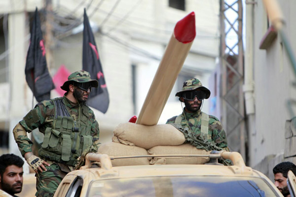 صواريخ &rsquo;طوفان&rsquo; و&rsquo;بركان&rsquo; و&rsquo;زلزال&rsquo; وتنديد بالعدوان السعودي على اليمن في مسيرة السكسكيه