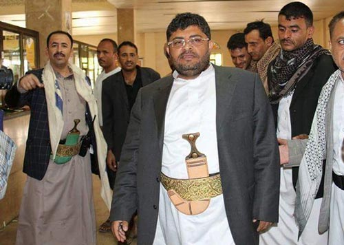 اليمنيون احتشدوا في مسيرة &rsquo;براكين الغضب&rsquo; بصنعاء.. دعوات لفتح المعسكرات لرفد الجبهات ودحر المعتدين