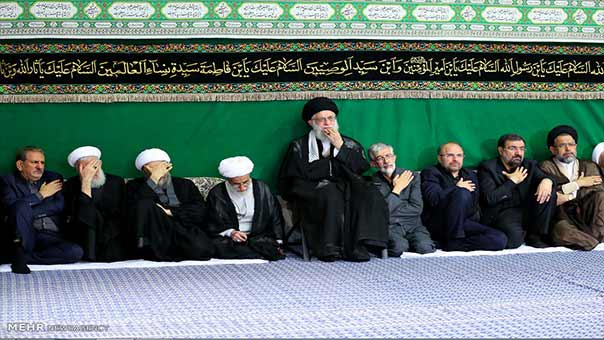 بالصور: إحياء مراسم ليلة التاسوعاء في حسينية الإمام الخميني (قده) بحضور الإمام السيد علي الخامنئي