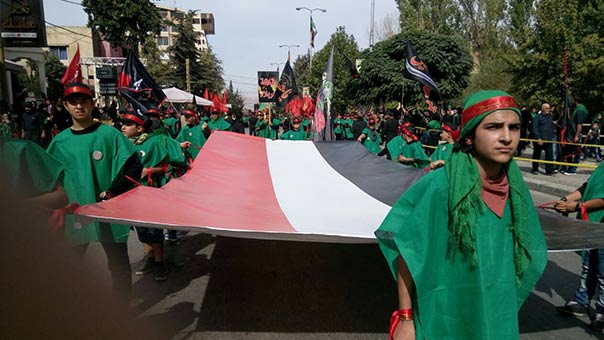 الشيخ يزبك في مسيرة العاشر في بعلبك: يعزُّ علينا أن تكون السعودية تابعة لـ&rsquo;إسرائيل&rsquo; بدلاً من حمل راية المقاومة