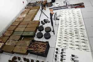 الأمن العام اللبناني: توقيف خلية إرهابية وضبط مستودع أسلحة وذخائر حربية