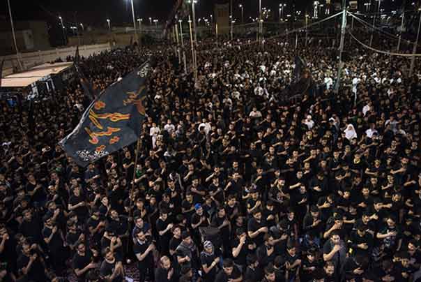 بالصور: كيف أحيت القطيف مراسم عاشوراء الإمام الحسين (ع)؟