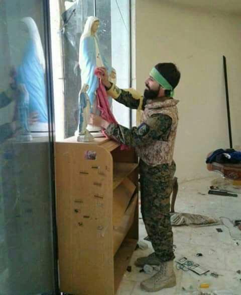 حزب الله وأهالي بلدة بريتال شيّعوا الشهيد المجاهد قاسم محمد يونس