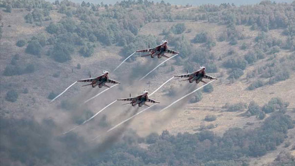 إيران: مناورات ’فدائيي سماء الولاية’ الجوية السادسة تبدأ في أصفهان