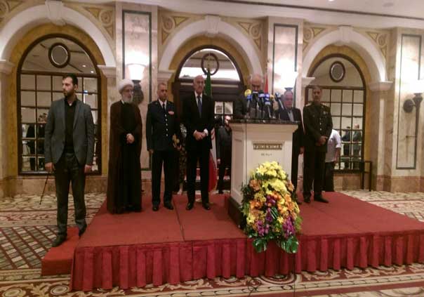 السفارة الايرانية في بيروت تقيم حفل استقبال في الذكرى الـ36 للحرب المفروضة على بلادها