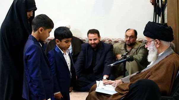 الإمام الخامنئي: نفخر بشهداء الدفاع عن مراقد أهل البيت (ع)