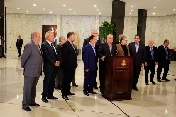 رئيس الجمهورية يكلف الحريري رسمياً تشكيل الحكومة