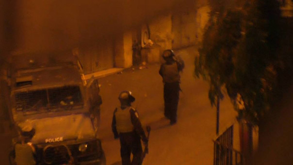 إصابات واعتقالات خلال مواجهات ومداهمات بالضفة الغربية.. وحملة صهيونية تستهدف نشطاء &rsquo;قوافل الأقصى&rsquo;