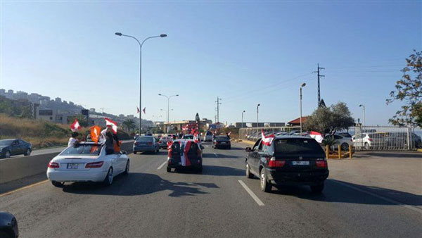 بالصور: حشود ضخمة الى باحة قصر بعبدا .. وكلمة لعون عند الساعة الحادية عشرة