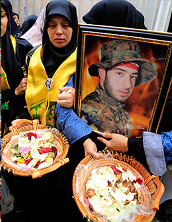 حزب الله وجمهور المقاومة شيعا الشهيدين عباس أحمد زعتر وأحمد علي فخر الدين الى مثواهما الاخير