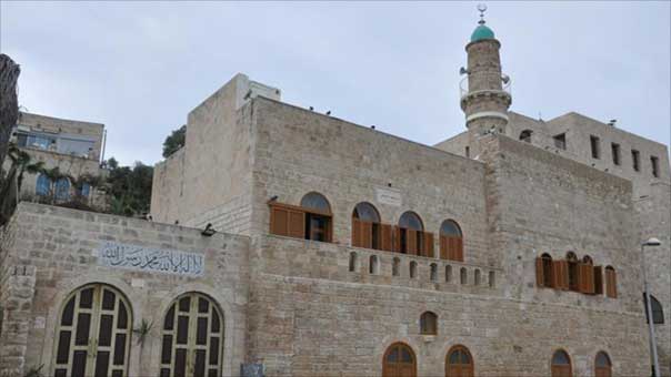 إدانات فلسطينية لقرار العدو منع الآذان: حرب دينية تستهدف طمس الهوية الإسلامية