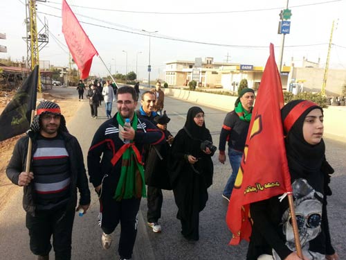 من كربلاء المقدسة إلى شتى أطراف المعمورة..
عشاق الإمام الحسين (ع) يحيون ذكرى الأربعين