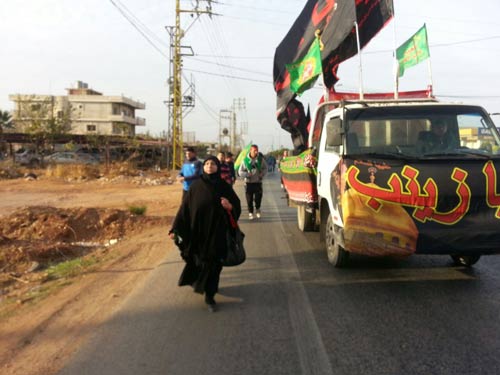 من كربلاء المقدسة إلى شتى أطراف المعمورة..
عشاق الإمام الحسين (ع) يحيون ذكرى الأربعين