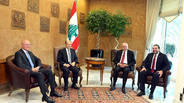 لبنان الرسمي يحتفل بعيد الاستقلال: عرض عسكري بحضور الرؤساء &rsquo;الأربعة&rsquo;