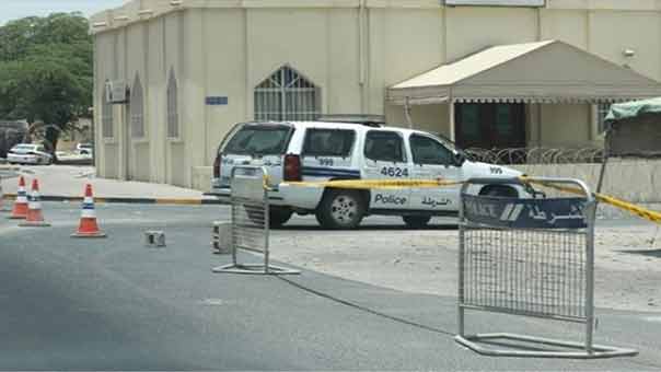 عشية المحاكمة الطائفية لآية الله قاسم .. تشديد أمني عند منفذي بلدة الدراز المحاصرة