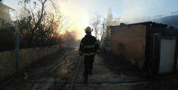 سلطات الاحتلال تجهد لإطفاء الحرائق لليوم الرابع على اندلاعها