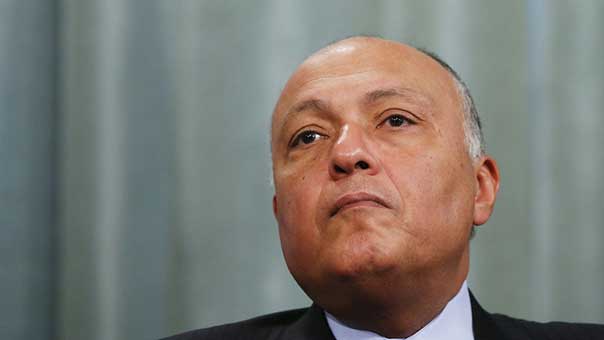  مصر تدعو دي ميستورا لاستئناف المفاوضات بين السوريين