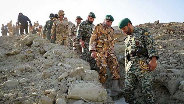 بالصور - مناورات محمد رسول الله (ص) الرابعة للقوة البرية في الجيش الإيراني