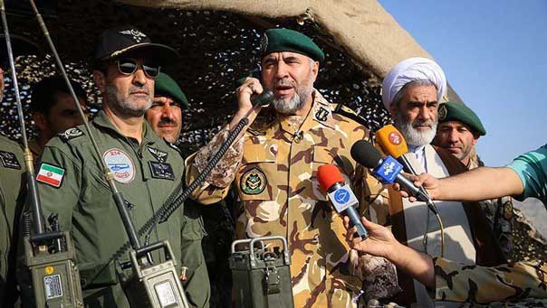 بالصور - مناورات محمد رسول الله (ص) الرابعة للقوة البرية في الجيش الإيراني