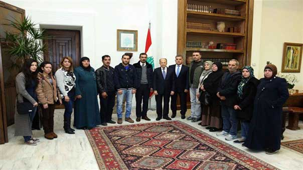 الرئيس عون لأهالي العسكريين المخطوفين: ثقوا بأن الدولة لن ترتاح قبل إغلاق هذا الملف