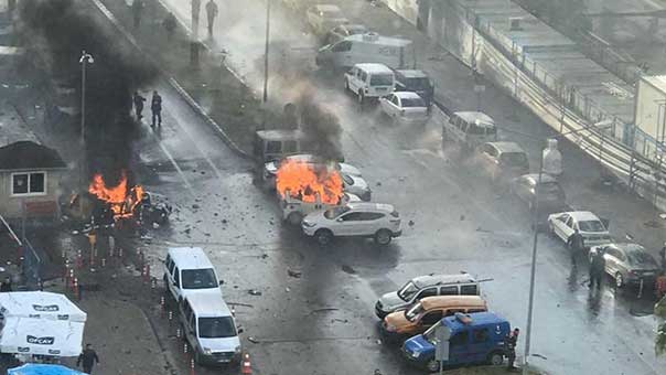  أنقرة: ما من شكٍّ حول هوية منفذي هجوم إزمير