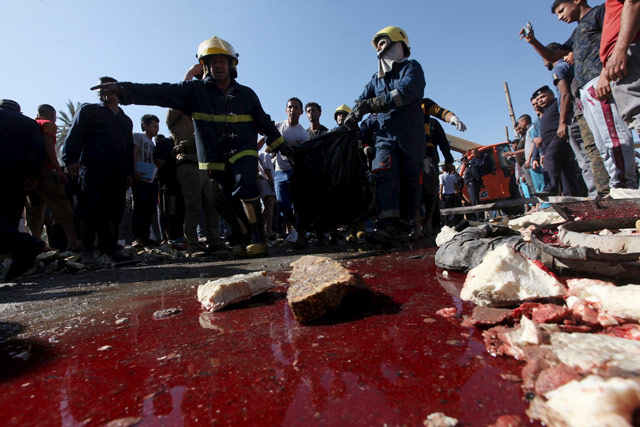 11 شهيداً بتفجير انتحاري استهدف سوقاً رئيسياً للخضار في بغداد