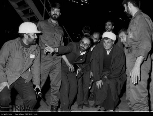 آية الله علي أكبر هاشمي رفسنجاني.. صوَر من التاريخ