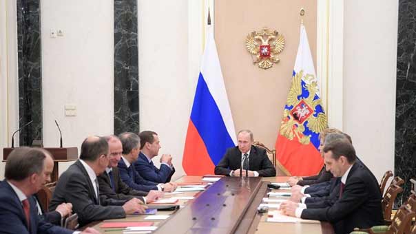 روسيا وإيران وتركيا تبحث التحضير لمفاوضات أستانا.. ولا دور لأمريكا حتى الآن