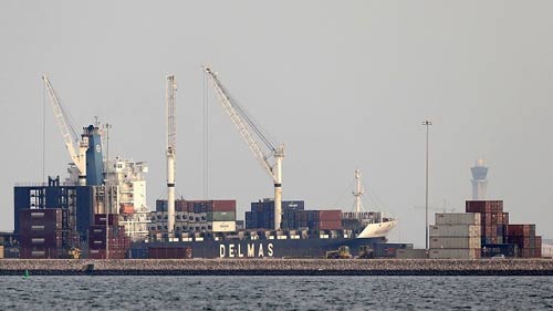 تدشين أول خط نقل بحري مباشر يربط قطر بالصين