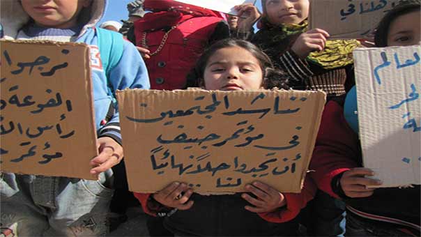  وقفة جديدة لأهالي كفريا والفوعة ضد الحصار الجائر