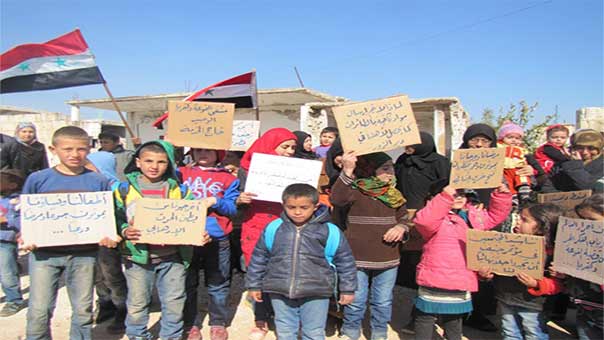  وقفة جديدة لأهالي كفريا والفوعة ضد الحصار الجائر