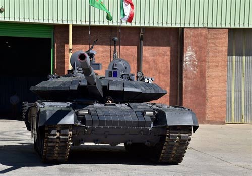 بالصور: بعد مروحية &rsquo;صبا 248&rsquo;.. إيران تكشف عن الدبابة المتطورة &rsquo;كرار&rsquo;