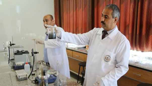 ابتكار هو الأول عربياً.. فلسطينيان يُنتجان الوقود من مخلفات الزيتون