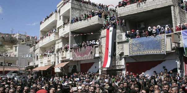 محافظ ريف دمشق يطلع على واقع الخدمات في قرى وادي بردى بعد اجتثاث الارهاب منها